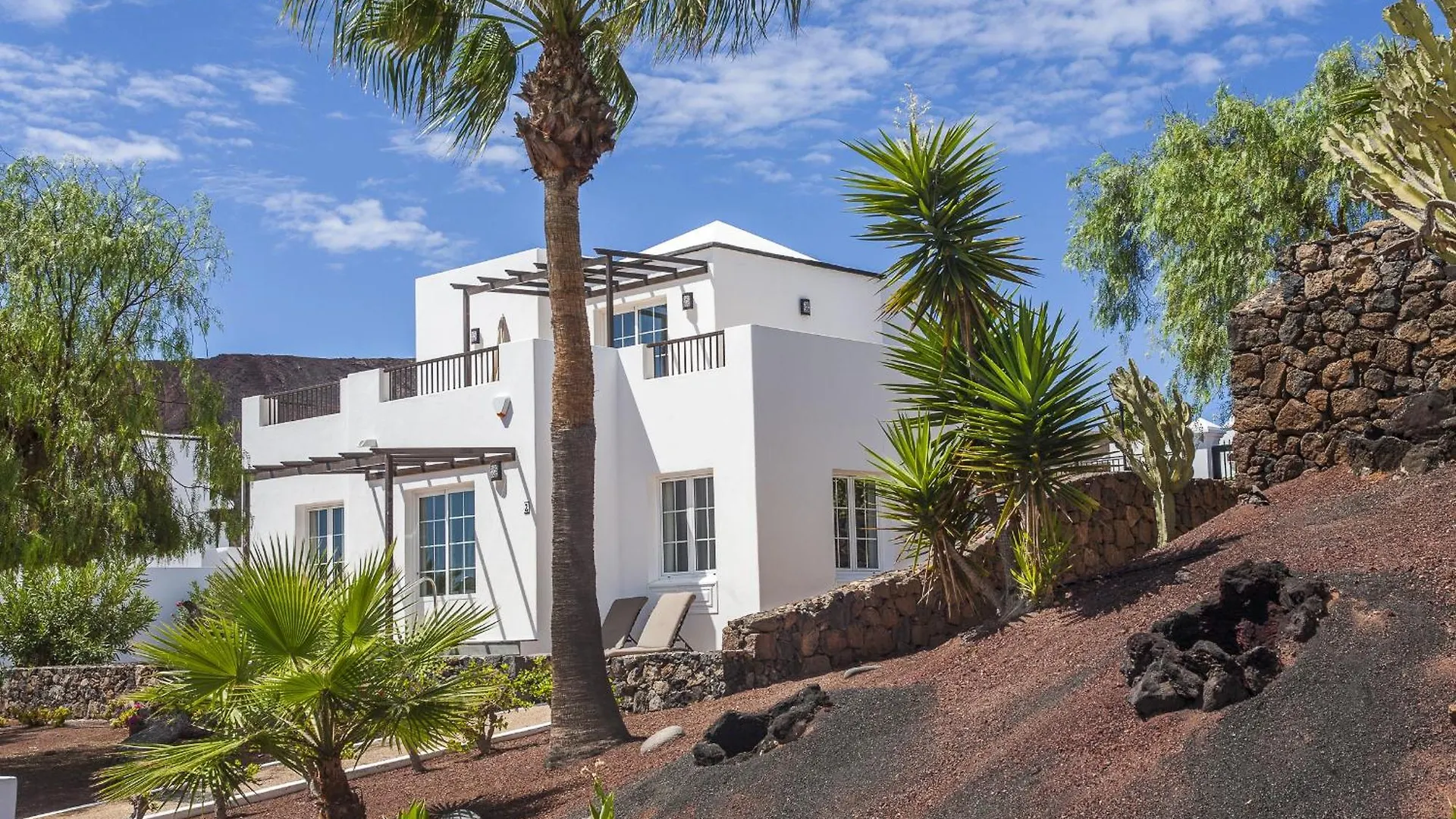 Aparthotel Jardines Del Sol Playa Blanca  Playa Blanca (Lanzarote)