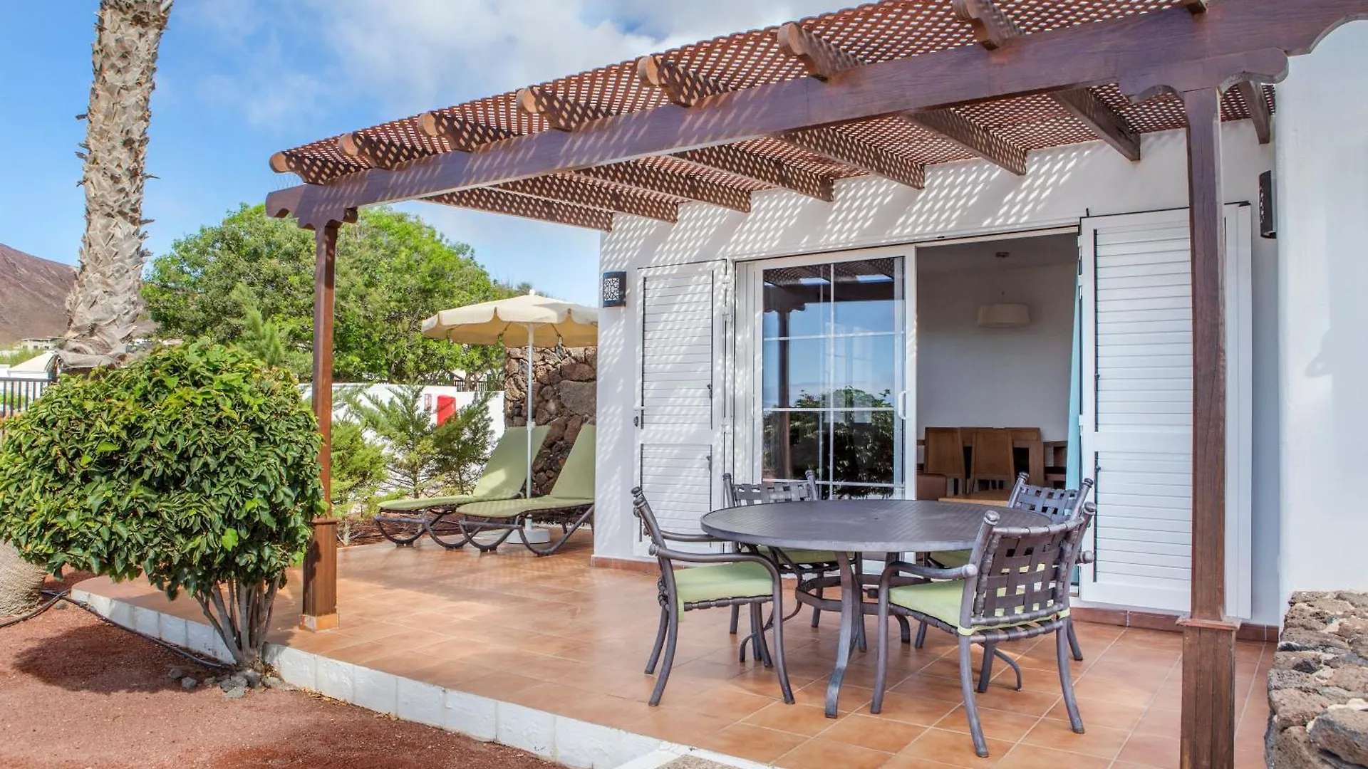 Aparthotel Jardines Del Sol Playa Blanca
