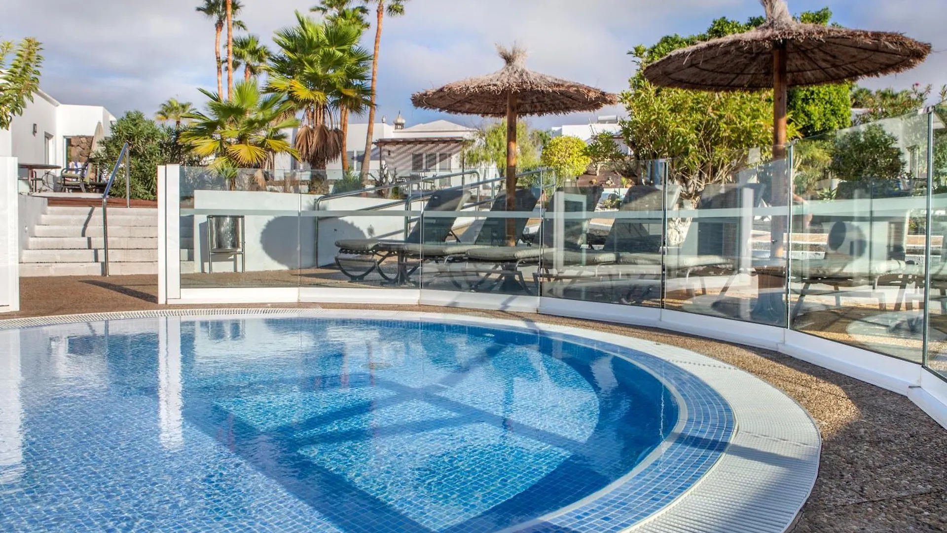 Aparthotel Jardines del Sol Playa Blanca