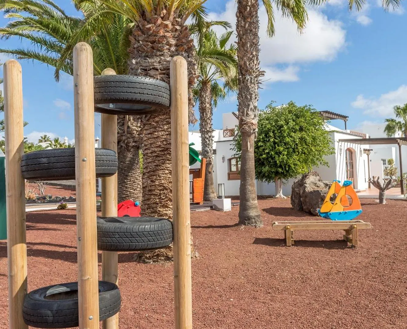 Jardines Del Sol Aparthotel Playa Blanca